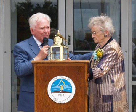 Lillie Daniels "Doll" Gray Accepts the Ligthkeeper Award from Russell Twiford