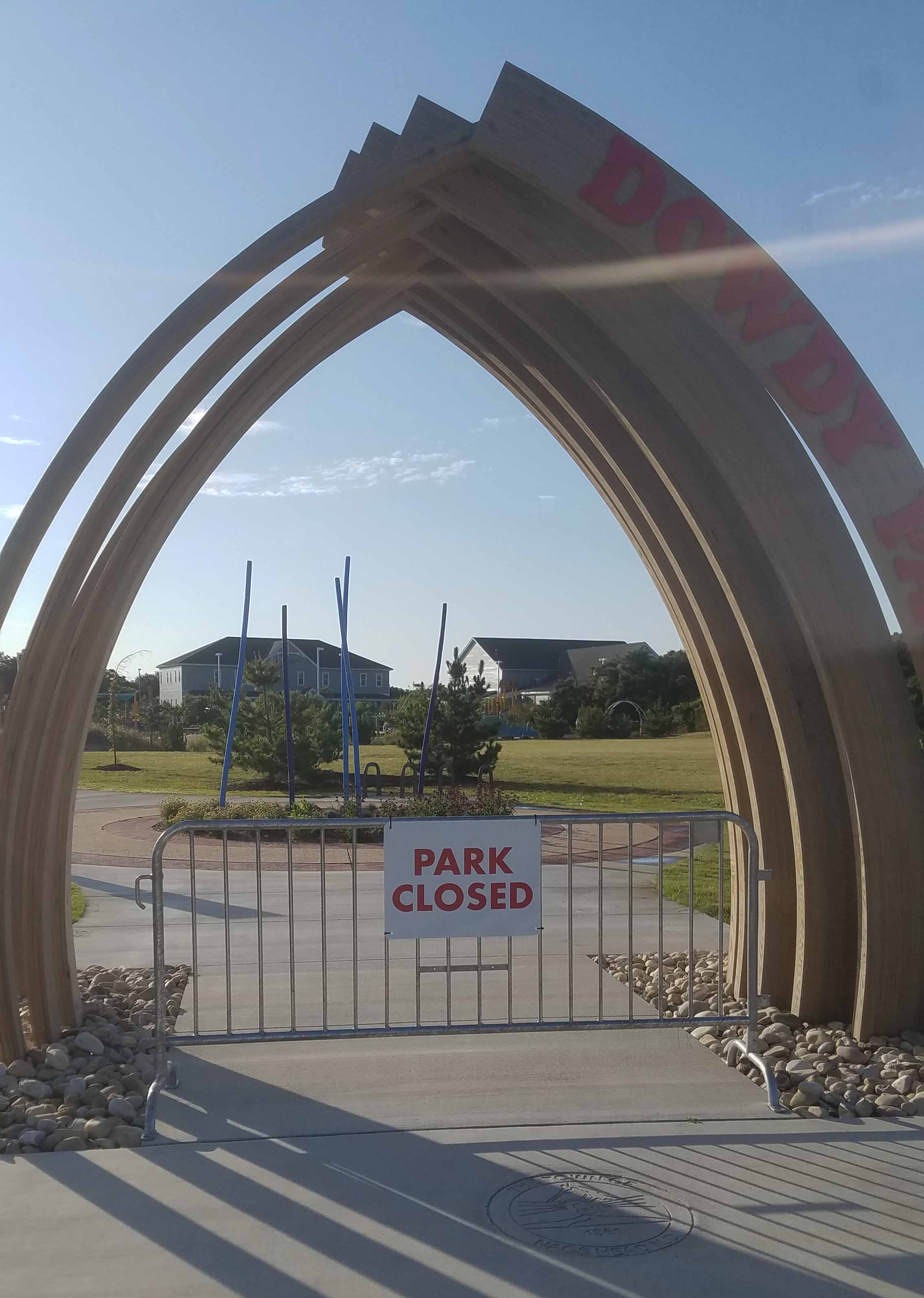 Dowdy Park Entrance with Closed Sign